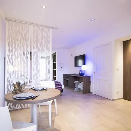 Alon Ideal Pour Vos Ou Sejours Pros Saint-Cyr-sur-Mer